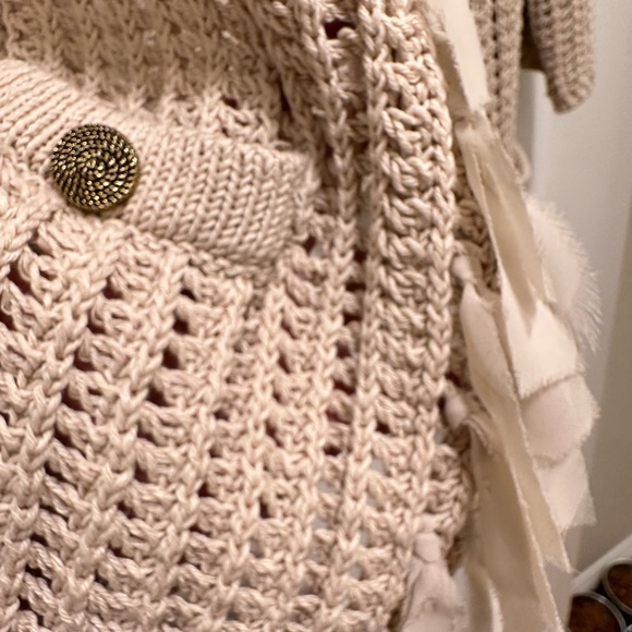 Heavy knit cardigan with ribbons.  Small pockets, like new - Picture 2 of 3